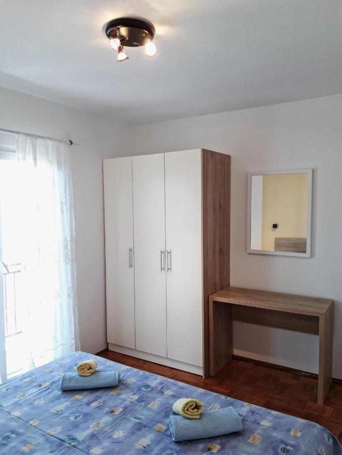 Toni Vodice Exterior foto