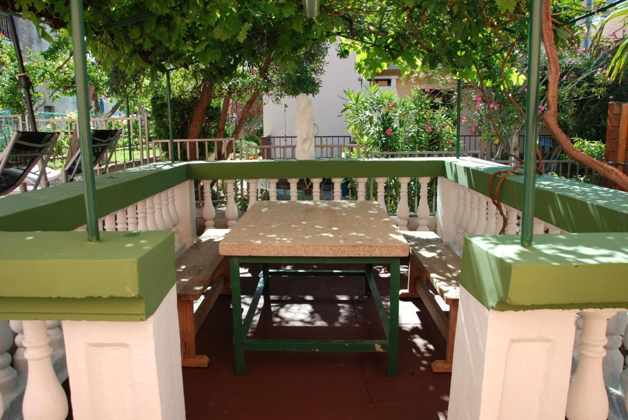 Toni Vodice Exterior foto
