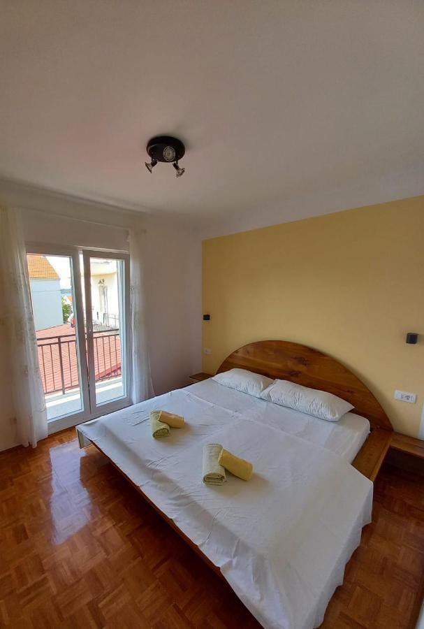 Toni Vodice Exterior foto